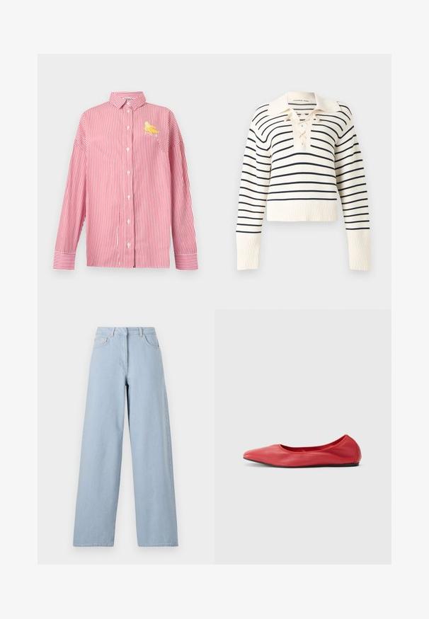Pull crème à manches longues avec de fines rayures horizontales noires, un col large et un détail de laçage au niveau de l'encolure.; Chemise à rayures verticales rouges et blanches, manches longues, avec boutons, col et petit motif banane jaune sur la poitrine gauche.; REMAIN COCOON PANTS - Wide Leg - light blue; Filippa K REY FLATS - Ballerines - bright red