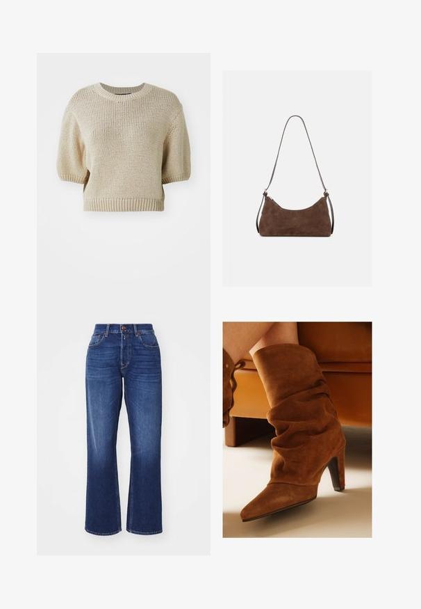 Pull en tricot beige à manches courtes avec un col rond. Il présente un tissage texturé et lâche ainsi que des finitions côtelées pour un ajustement structuré.; Jean en denim bleu foncé avec une coupe large, taille haute, poches avant et fermeture à bouton. Présente une légère décoloration et des coutures contrastantes.; Bottes mi-mollet en daim marron larges avec des bouts pointus et des talons hauts portées par une personne assise sur un canapé en cuir couleur sable.; Sac à épaule en daim marron avec une fermeture éclair incurvée en haut et une fine bandoulière réglable, présenté sur un fond clair uni.