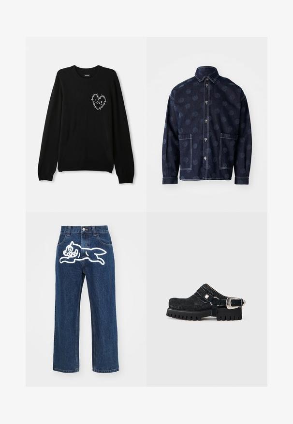 Pull noir avec un col rond, des manches longues, et un motif de cœur brodé blanc accentué de fil de fer barbelé et du mot "AMOUR".; Henrik Vibskov BIG - Chemise - dark blue; Jean large bleu foncé avec un grand graphisme de chien cartoon blanc sur la poche arrière. Texture en denim, design traditionnel à cinq poches.; Mule noire à semelle épaisse avec empeigne texturée et large bride avec boucle argentée sur le talon, sur fond gris clair uni.