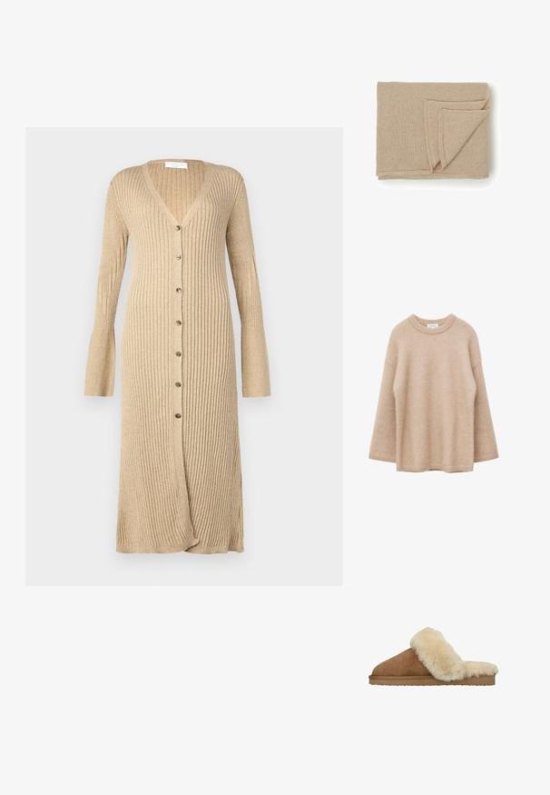 Pull beige à manches longues avec col rond, texture douce et duveteuse, coupe décontractée, présenté sur un fond blanc.; Cardigan beige à côtes avec des manches longues, ouverture à boutons, col en V et poignets évasés. Fabriqué à partir d'un matériau tricoté doux avec une finition texturée.; Manfield Mules - cognac; Couverture en tricot beige, de forme rectangulaire, texture douce, pliée avec un détail de bord brut, mettant en valeur un design léger et subtil.