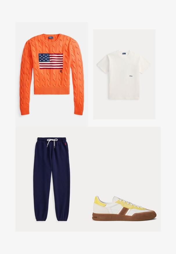 Gebreide kabeltrui in feloranje met een blauw Amerikaans vlagontwerp en rood-witte strepen. Geribbelde manchetten en zoom. Klassieke ronde hals.; Wit katoenen T-shirt met korte mouwen, ronde hals en een klein marineblauw geborduurd "Polo"-logo op de linkerborst.; Marineblauwe joggerbroek met witte aantrekkoord in de taille en elastische boorden, met een klein rood logo geborduurd vlak bij de linker zak.; Witte lage sneaker met bruine en gele accenten, veters aan de voorkant en een gestructureerde bruine zool, zijaanzicht op een effen achtergrond.