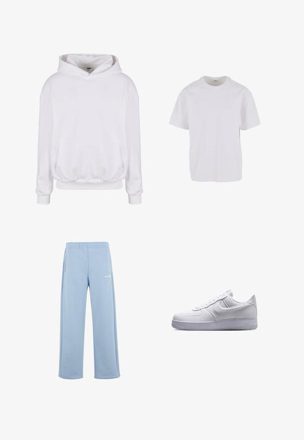 Hvid hættetrøje lavet af blødt stof, med en stor hætte, forlommeklappe og elastiske manchetter ogkant. Minimalistisk design.; Hvid T-shirt med korteærmer lavet af blødt bomuld, med rund halsudskæring og en afslappet pasform med lige kant. Ingen mønstre eller detaljer synlige.; Lyseblå sweatpants fremstillet af en bomuldsblanding, med elastisk talje, sidelommer og et hvidt logo på venstre lår.; Hvid lavtop Nike Air Force 1 sneaker med snørelukning og tekstureret sål vist i sideprofil på hvid baggrund.