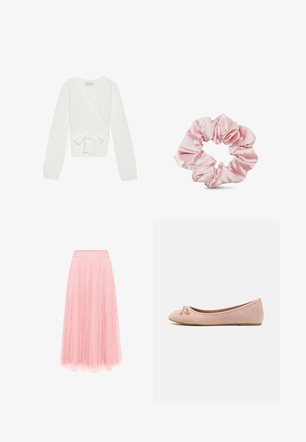 Witte geribbelde gebreide wikkeltop met lange mouwen, striksluiting in de taille en een v-hals. Beschikt over een textuurstof voor visuele interesse.; zero MIT PLIESSENDEM BECHER - Plooirok - bridal rose; Ballet flats van zacht rozenhuid-suède met een ronde neus en een klein strikdetail aan de voorkant, met een lage platte zool.; Roze satijnen scrunchie met een gladde textuur, met een gatheringdesign en een klein label met het merklogo. Cirkelvormig voor haarstyling.