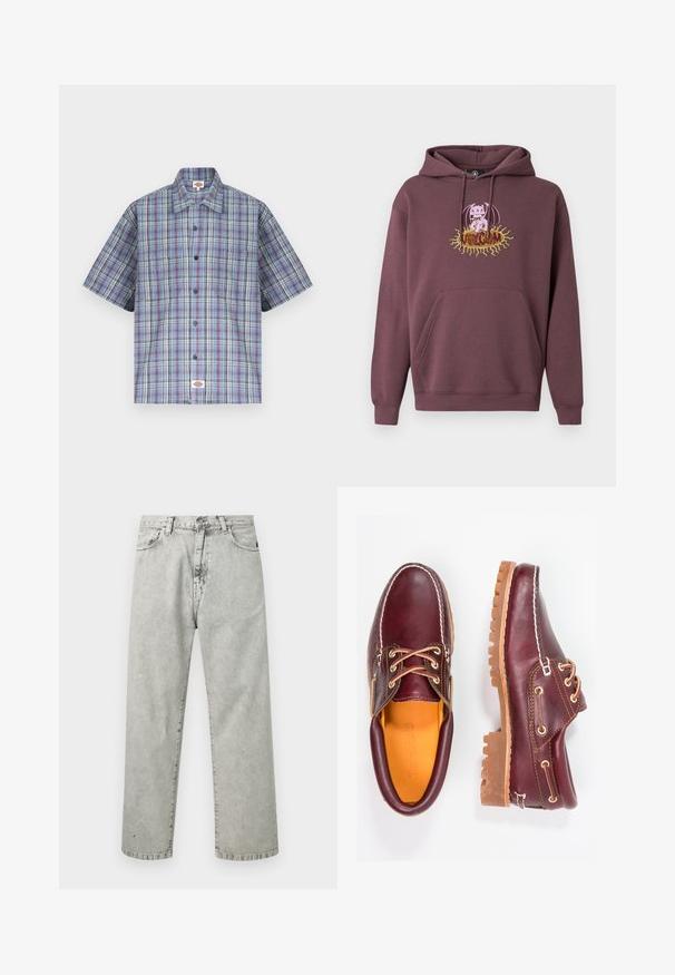 Sweat à capuche bordeaux avec une poche avant, présentant un graphisme coloré imprimé d'un personnage et le texte "Volcom". Confectionné en tissu doux.; Chemise à manches courtes à carreaux bleus, rouges et blancs, à boutons avec col et poche poitrine, présentée à plat sur un fond blanc.; Jean droit gris clair à taille haute avec poches avant, passants pour ceinture et fermeture par bouton, présenté sur fond blanc.; Chaussures en cuir bourgogne avec semelles en caoutchouc marron, bout rond, couture blanche et œillets dorés. L'intérieur présente une doublure jaune.