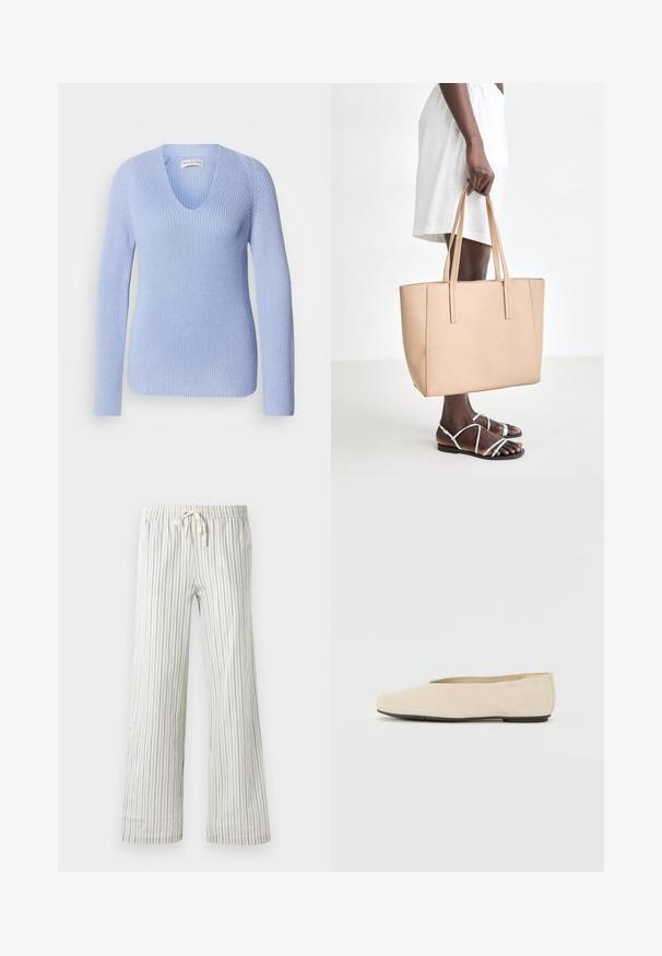 Lys blå strikket sweater med V-hals, lange ærmer og ribbet tekstur. Designet med en tætsiddende silhuet og subtile syning detaljer.; Hvide snoretræk bukser med tynde lodrette blå striber og elastisk talje, vist frontalt på en ensfarvet baggrund.; Beige ruskind ballerina med rund tå, flad sål og minimalistisk design. Glat tekstur uden synligt hardware eller udsmykninger.; Beige læder tote taske med to lange håndtag, rektangulær form, glat tekstur og minimalistisk design.