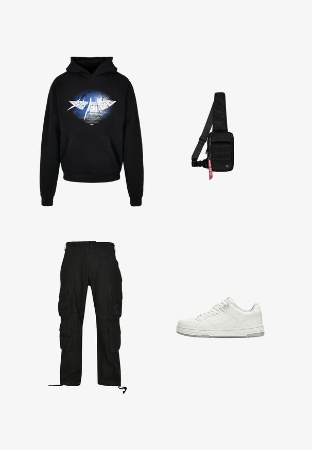 Schwarzer Hoodie aus Baumwollmischung mit einem großen Grafikdruck auf blauem Hintergrund und weißem Text. Inklusive einer Fronttasche und gerippten Bündchen.; Schwarze Cargo-Hosen aus strapazierfähigem Material, mit mehreren Seitentaschen, lässiger Passform und verstellbaren Fußgelenkriemen.; Weißer Sneaker mit niedrigem Schaft, Schnürung vorne, detaillierter Naht und grauer Gummisohle auf weißem Hintergrund.; Schwarze Umhängetasche aus strukturiertem Stoff. Ausgestattet mit einem Reißverschluss-Hauptfach, einer vorderen Tasche mit Gurtband, verstellbarem Riemen und einem dekorativen Anhänger.