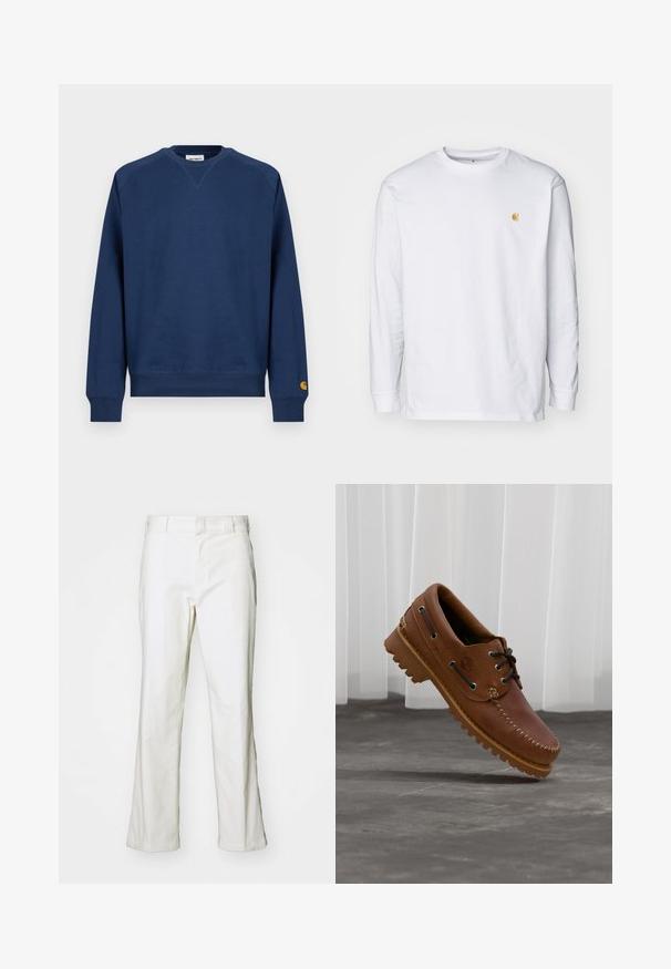 Marineblauer Pullover mit Rundhalsausschnitt, gerippten Bündchen und Saum. Mit einem kleinen Logoaufnäher am linken Ärmel. Aus weichem Stoff gefertigt.; Weißes Langarm-T-Shirt aus Baumwolle. Mit kleinem goldenem Logo auf der Brust und Rundhalsausschnitt. Einfaches Design und normale Passform.; Weiße Baumwollhosen mit geradem Schnitt, ausgestattet mit einem Bund und normalen Taschen. Der Stoff wirkt glatt und leicht strukturiert.; Brauner Leder-Bootsschuh mit schwarzen Schnürsenkeln, beigen Nähten und einer robusten Sohle, schwebt über einem grauen Betonboden.