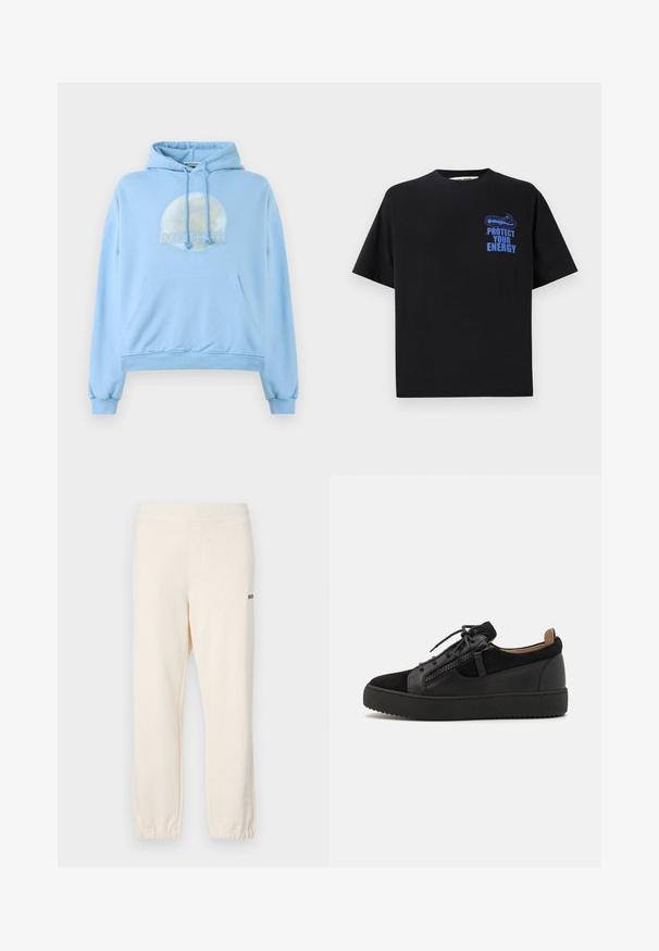 Sweat à capuche bleu clair en matériau doux, arborant un graphisme circulaire de la lune et le mot "MÈRE" affiché de manière proéminente.; T-shirt noire en coton à manches courtes, avec le texte bleu "PROTÉGEZ VOTRE ÉNERGIE" et un design graphique sur le côté supérieur gauche.; Pantalons de jogging couleur crème avec taille élastique et poignets élastiques, comportant des poches latérales et un petit logo noir à l'arrière.; Giuseppe Zanotti DOUBLE ZIP - Baskets basses - black