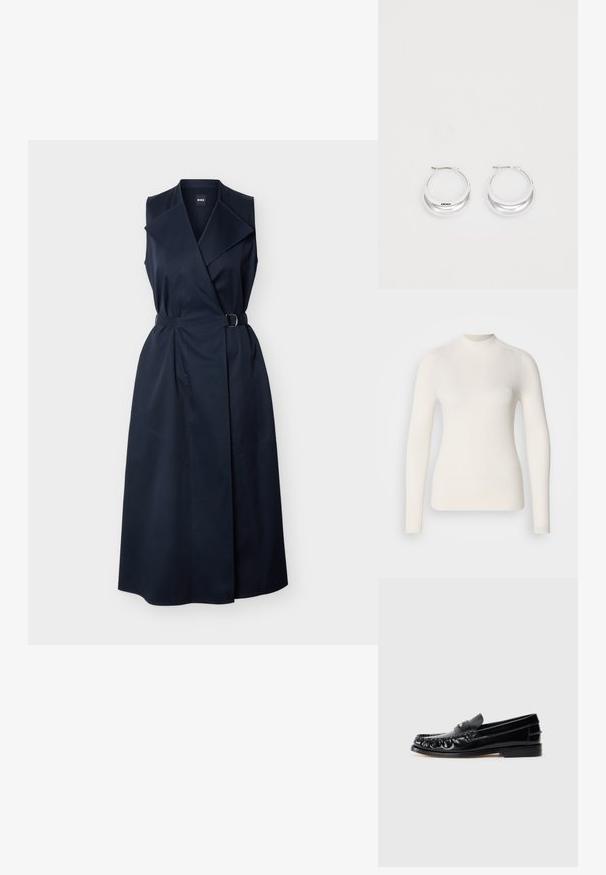 Haut à manches longues blanc à côtes avec un col haut. Présente une coupe ajustée et un détail de logo subtil sur la poitrine. Texture lisse.; Robe portefeuille sans manches bleu marine avec col à revers large et taille ceinturée, longueur aux genoux, en tissu lisse.; Mocassins en cuir noir avec un bout arrondi, des coutures décoratives et un petit accent doré sur le dessus. Semelle en caoutchouc plate, design épuré.; Boucles d'oreilles en argent avec une finition polie et un branding DKNY, présentées sur un fond blanc uni.