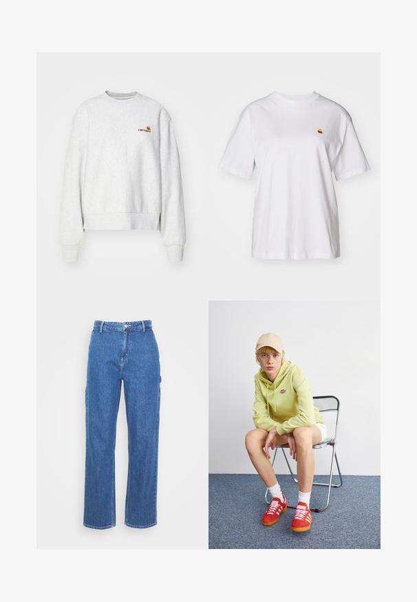 Grauer Rundhalsausschnitt-Pullover aus weichem Material mit gerippten Bündchen und Saum; mit gesticktem Logo auf der Brust in Gelb und Kastanienbraun.; Weißes Baumwoll-T-Shirt mit lockerem Schnitt, kurzen Ärmeln und einem kleinen gestickten Logo auf der linken Brustseite.; Blaue High-Waist-Jeans mit geradem Bein, ausgestattet mit einem Frontknopfverschluss und seitlichen Taschen. Glatte Textur und keine sichtbaren Muster.; Helle grüne Kapuzenjacke mit Logo, weiße Shorts, rote Sneakers mit weißen Streifen, sitzend auf einem verchromten Klappstuhl vor einem neutralen Hintergrund.