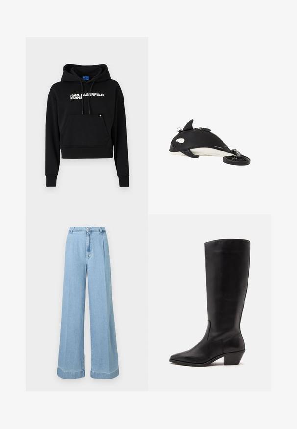 Čierna kratká mikina vyrobená z jemného materiálu, s prednou kapsou, kapucňou na sťahovanie a bielym textovým logom "KARL LAGERFELD JEANS."; Svetlomodré džínsy s voľným strihom a vysokým pásom, s pútkami vpredu a nerovným lemom pre neformálny vzhľad.; Čierna kožená čižma po stred lýtka s špicatou špičkou a nízkym sklopeným podpätkom na jednoduchom svetlom pozadí.; Čierno-biela taška cez rameno v tvare kosatky so zipsovým uzáverom, malými plutvovitými detailmi a odnímateľným popruhom stočeným vedľa nej.