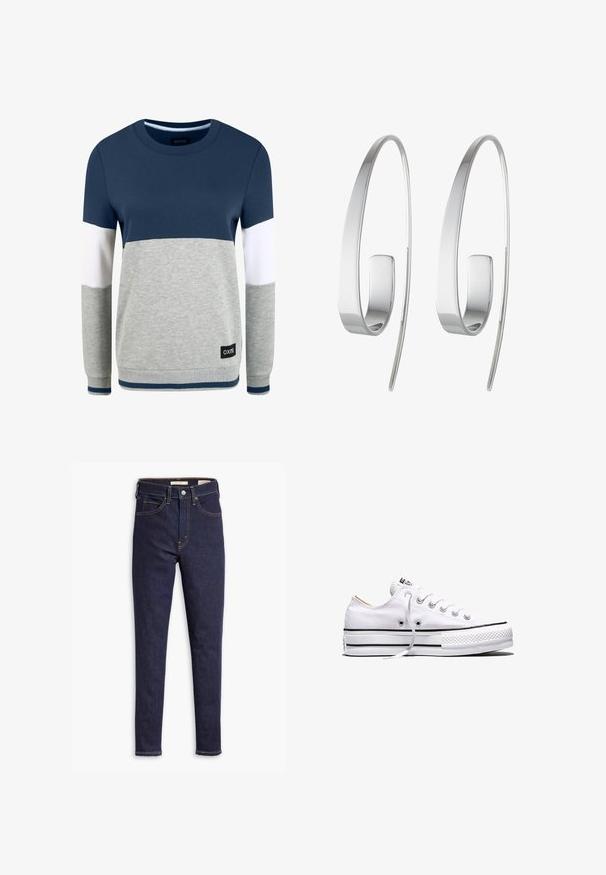 Oxmo OMAYA - Sweatshirt - insignia blue; Jeans taille haute bleu foncé en denim, avec cinq poches, des coutures contrastantes et un design ajusté avec une jambe droite.; Baskets basses en toile blanche avec lacets blancs, bandes noires sur la semelle et embout en caoutchouc texturé, vue de côté sur fond blanc.; Boucles d'oreilles en argent avec un design allongé et épuré. Fabriquées en métal poli, présentant une texture lisse et un style minimaliste.