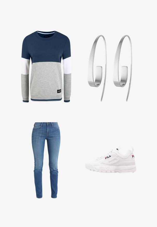 Oxmo OMAYA - Mikina - insignia blue; Chudé nohavice z svetlomodrého denimu, s jemným opotrebením, päť vrecúškovým dizajnom a zipsovým zapínaním s gombíkom.; Biele atletické tenisky s vypolstrovaným golierom, zvrškom z recyklovanej sieťoviny a syntetickej kože, s logom v červenej a námornej modrej farbe a silnou gumovou podrážkou.; Strieborné kruhové náušnice s elegantným, predĺženým dizajnom. Vyrobené z lešteného kovu, s hladkou textúrou a minimalistickým štýlom.