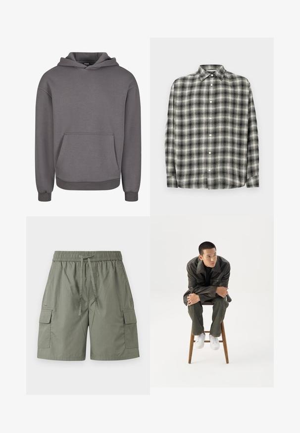 Grauer Kapuzenpullover aus weichem Stoff, mit Kängurutasche, gerippten Bündchen und lockerem Schnitt. Glatte Textur, schlichtes Design.; Schwarz-weißer kariertes Langarmhemd mit Knöpfen vorne und einem Kragen, flach auf einem weißen Hintergrund ausgelegt.; Olivgrüne Herren-Cargoshorts mit elastischem Bund, Kordelzug, seitlichen Klappentaschen und lockerer Passform.; Junger Mann in dunkler Lederjacke und Jeans sitzt auf einem Holzstuhl, lehnt sich mit verschränkten Armen nach vorne und schaut seitlich vor weißem Hintergrund.