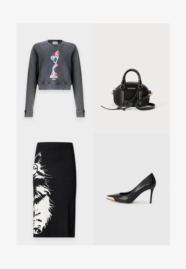 Sweatshirt Moschino court gris foncé avec un graphique représentant une femme équilibrant un globe, un cœur, un symbole de paix et des fleurs, avec le texte Moschino Jeans en dessous.; Jupe noire longueur genou avec un grand graphisme blanc représentant un visage de loup couvrant un côté de la taille à l'ourlet.; Pompe à talon haut en cuir noir avec bout pointu ; présente une accentuation métallique dorée sur le capuchon. Surface lisse avec un design épuré.; Sac à main en cuir noir avec un design structuré, une ferronnerie dorée et des accents de couture blanche. Comprend des poignées supérieures et une bandoulière amovible.