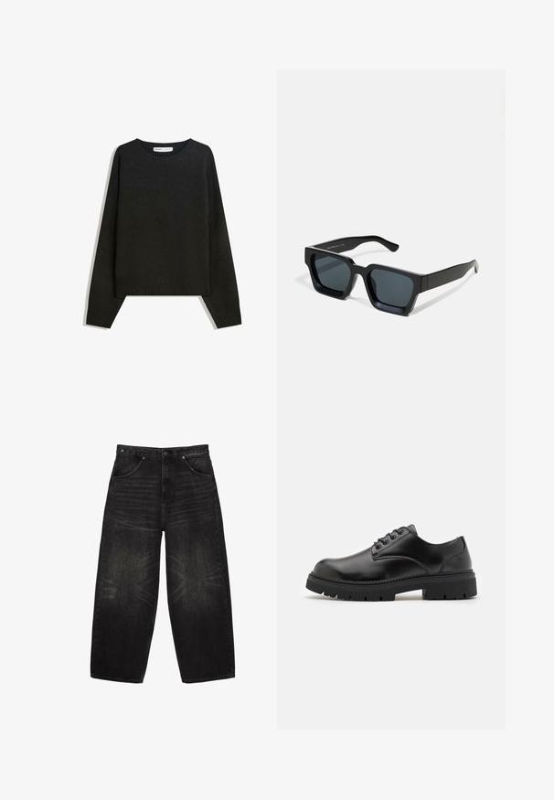 Sort striktrøje med rund halsudskæring, ribbede manchetter og nederste kant. Designet er rummeligt med dropped shoulders for en afslappet pasform.; Sorte denimjeans med brede ben, forlommer, bæltestropper og subtilt falmede detaljer på lår og knæ.; Sorte lædersko med rund tå, snørelukning og en tykk, struktureret gummisål. Har syninger langs kanten og en glat overflade.; Sorte rektangulære solbriller med mørke linser. Tyk, glat plastikramme med let blank finish og lige stænger.