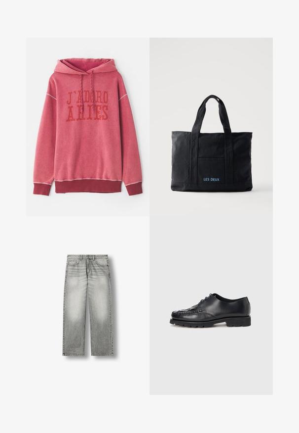 Rotes Sweatshirt mit Kapuze, ausgestattet mit dem aufgedruckten Text "J'ADORE ARIES" in dunklerem Rot. Gerippte Bündchen und Saum mit einem weichen, strukturierten Stoff.; Grau ausgewaschene Straight-Leg-Jeans mit Vordertaschen, Gürtelschlaufen und Knopfverschluss auf weißem Hintergrund.; Schwarze Leder-Schnürschuhe mit strukturierter Vorderseite, robuster Sohle und seitlichen Nähten, mit rundem Zehenbereich und minimalistischem Design.; Schwarze Canvas-Tragetasche mit zwei Henkeln, Fronttasche und „LES DEUX“ in Blau auf der Fronttasche bestickt.
