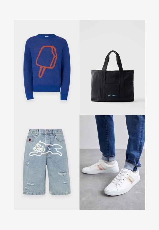 Pull en tricot bleu avec un grand graphique de glace à l'orange à l'avant. Col rond et poignets et ourlet côtelés.; Icecream RUNNING DOG - Short en jean - heavy wash blue; Baskets en cuir blanc avec des rayures multicolores, design à lacets, semelle en caoutchouc et col rembourré, associées à un jean en denim bleu.; Sac cabas en toile noire avec deux anses, poche avant et "LES DEUX" brodé en bleu sur la poche avant.