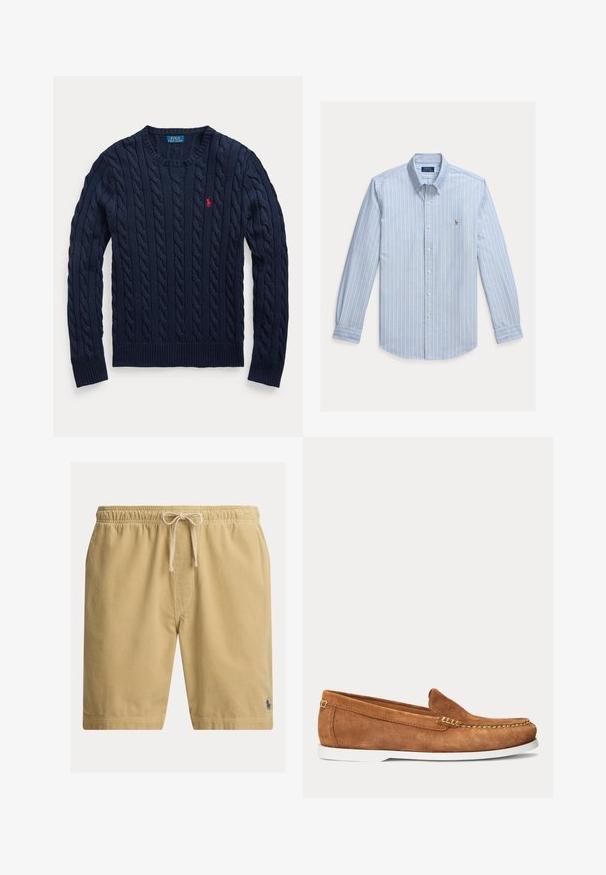 Námornícka modrá sveter s vrkočovým vzorom, okrúhly výstrih, dlhé rukávy a malé červené vyšívané logo Polo Ralph Lauren na ľavej strane hrudníka.; Svetlomodrá košeľa s dlhým rukávom na gombíky s bielymi vertikálnymi pruhmi a malým vyšívaným logom Polo Ralph Lauren na hrudi.; Béžové manžestrové krátke nohavice s elastickým pásom a sťahovacou šnúrkou, s malým tmavým logom vyšitým pri leme na ľavej nohe.; Hnedý semišový mokasín s bielou podrážkou a béžovým prešitím pozdĺž špičky a vrchnej hrany, zobrazený z boku na jednoliatej pozadí.