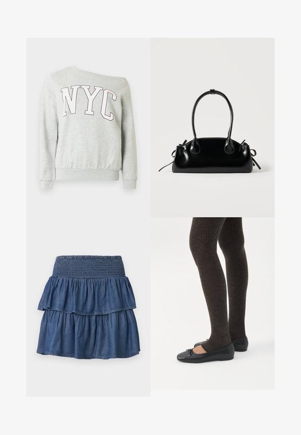 Sweat-shirt gris clair à manches longues avec de grandes lettres roses "NYC" sur la poitrine, poignets et ourlet côtelés.; Jupe en jean bleue à volants avec une large ceinture smockée et deux couches froncées sur un fond uni.; Jambes portant des leggings côtelés foncés associés à des ballerines noires avec de petits détails en nœud sur fond blanc.; Petit sac à main noir brillant avec deux longues anses et des détails à cordon sur les côtés sur un fond clair uni.