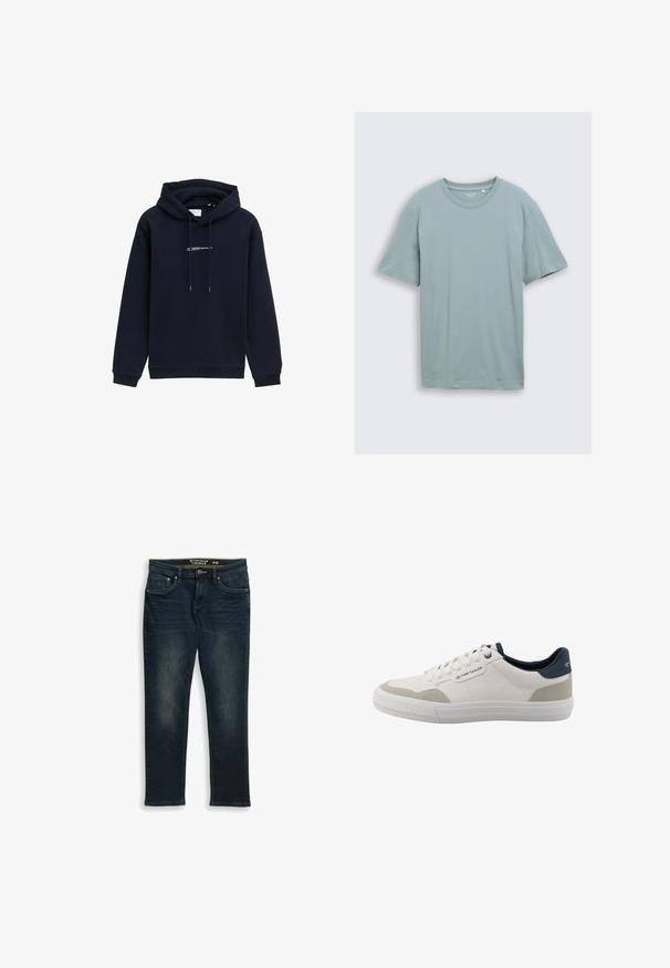Donkerblauwe hoodie van zachte stof, met een capuchon met trekkoord, ribgebreide manchetten en een bedrukte logo op de borst.; Lichtblauw T-shirt met korte mouwen en ronde hals, plat gelegd op een lichtgrijze achtergrond.; Donkerblauwe slim-fit jeans met voorzakken, riemlussen en knoopsluiting, maat 31/32 van Tom Tailor.; Witte lage sneaker met beige accenten, een marineblauwe hielkraag, witte veters en een rubberen zool, met het Tom Tailor-logo aan de zijkant en achterkant.