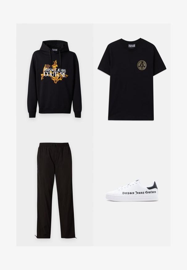 Mustmust mustern, mille ja kollase baroksilise mustriga ning valge "VERSACE JEANS COUTURE" tekstiga ees. Paelaga kapuuts.; Must must puurmust t-särk ümarate kaelustega ja lühikeste varrukatega. Vasakul rinnal on kullavärvi ümmargune logo. Lihtne, kaunistusteta disain.; Mustad mustriga püksid elastse vöökoha, nööridega sulgemise ja reguleeritavate sääreotstega, millel on lukud. Sile ja läikiv tekstuur.; Valge madala säärega tennisevabrik musta kannatükiga, nööppinnga disain ja „Versace Jeans Couture“ logo mustana trükitud küljele.