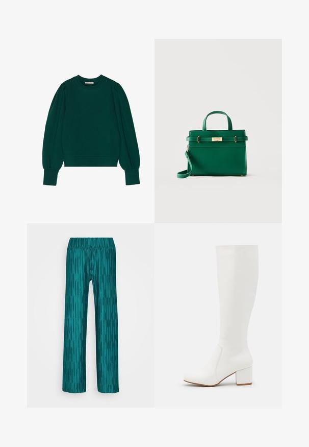 Sweat-shirt vert à manches longues et bouffantes, avec des poignets et un ourlet côtelés. Tissu doux au toucher lisse. Encolure ronde.; Pantalons larges teal avec un motif de rayures verticales texturées, mettant en avant une taille élastique et un tissu lisse et brillant.; Bottes blanches jusqu'au genou avec une finition lisse et brillante. Talon carré et détails de couture subtils sur le côté.; Sac à main en cuir vert avec poignée sur le dessus, fermoir doré et bandoulière amovible sur un fond uni clair.