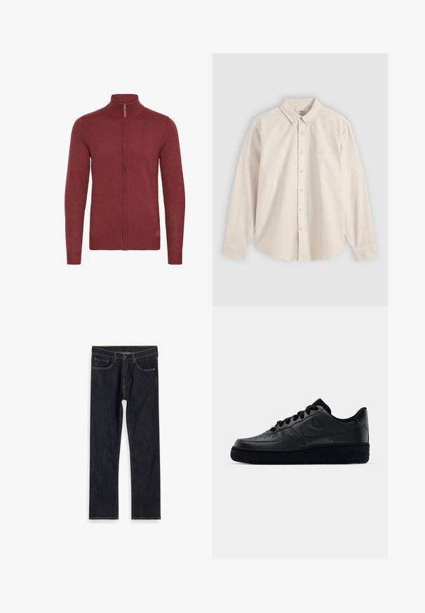 Rode ritsvest met een hoge kraag, geribde manchetten en zoom. Gebreide textuur, met een kleine leren accent bij de rits.; Beige blouse met lange mouwen, knopen, kraag en manchetten, plat gelegd op een lichtgrijze achtergrond.; Donkerblauwe recht gesneden denim jeans met voorkruiken, riemlussen en contrasterende oranje stiksels, plat gelegd op een witte achtergrond.; Zwarte Nike Air Force 1 sneaker met een gladde leren bovenkant, geperforeerde neus voor ademend vermogen, zwarte veters en een getextureerde rubberen zool.