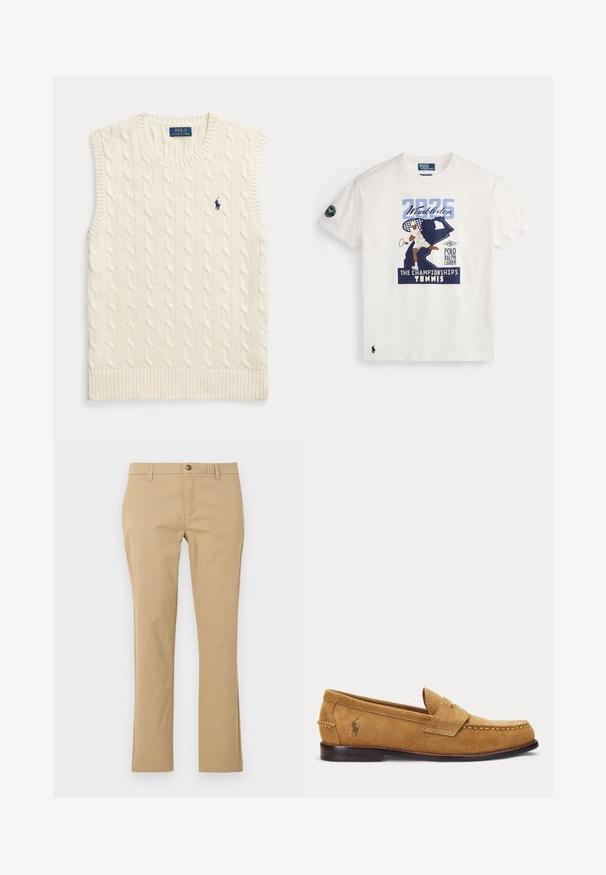Kremfarvet kabelstrikket ærmeløs sweatervest med ribkanter og lille mørkeblå Polo Ralph Lauren-logo på venstre bryst.; Hvid T-shirt med illustration af en tennisspiller, stort ketsjer, tekst "2025 Wimbledon The Championships Tennis" og Polo Ralph Lauren logoer.; Beige bukser med lige ben, bæltestropper, frontknap og lynlås, vist på en ensfarvet lys baggrund.; Lysebrun ruskind loafer med syede detaljer og lille broderet hestelogo på siden, med lav træhæl og slip-on design.
