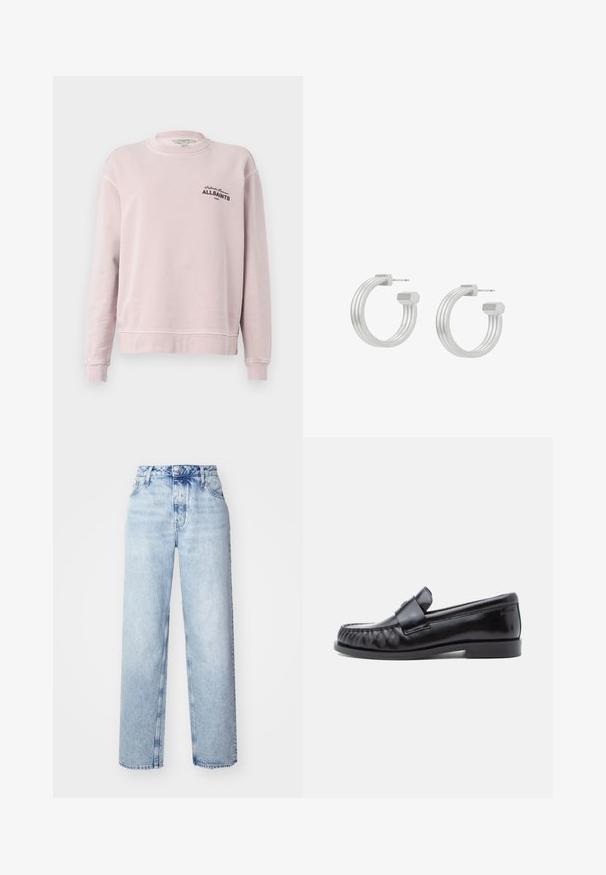 Hellrosa Sweatshirt mit langen Ärmeln, Rundhalsausschnitt, gerippten Bündchen und schwarzem Schriftzug "Infinite Summer ALLSAINTS London" auf der linken Brust.; Hellblaue High-Waist-Jeans mit lockerer Passform, geradem Bein, fünf Taschen und klassischem Knopf- und Reißverschluss.; Schwarze Leder-Loafer mit abgerundetem Zehenbereich, markanter Naht und einem dekorativen Riemen über dem Vorderblatt. Glatte Oberfläche und niedriger Absatz.; Paar silberner Creolen mit geriffelter Textur und sechseckigen Enddetails, ausgestattet mit geraden Steckern für durchbohrte Ohren.