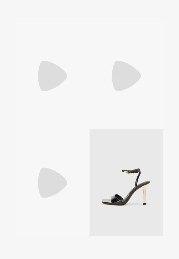 Haut sans manches en satin jaune avec un décolleté drapé, associé à un pantalon large assorti, présenté sur un fond uni.; ALDO ILLUSTRIOUS - Sandales à talons hauts - black; Pochette argentée brillante avec rabat style enveloppe et garniture décorative, petite bandoulière chaîne argentée, sur fond clair uni.; Boucles d'oreilles en métal argenté avec un design ondulé et sculptural, présentant une finition polie et des formes irrégulières, mettant en valeur une esthétique contemporaine.