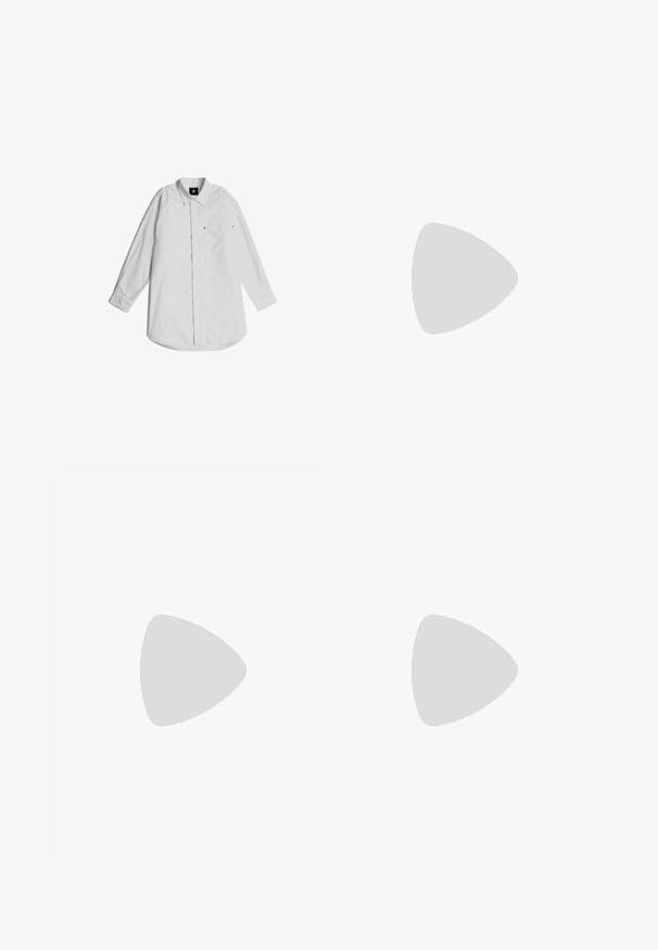 Witte blouse met lange mouwen van lichtgewicht katoen. Heeft een kraag met knopen, een voorkastje en subtiele stikdetails.; Zwarte wijde broek gemaakt van soepel stof. Kenmerkt zich door een vlakke voorkant, ceintuurlussen en een nette zoom zonder zakken of zichtbare sluitingen.; Buffalo NABU LOAFER - Instappers - black; Zwarte leren crossbodytas met verstelbare riem en zilveren rits, "Liebeskind Berlin"-logo in het midden aan de voorkant.