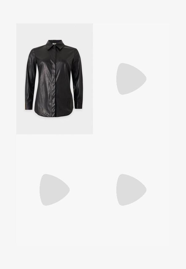 Camisa negra de manga larga de cuero sintético con cuello puntiagudo y tapeta de botones oculta, mostrada sobre un fondo liso.; Falda negra ajustada con bolsillos delanteros con solapa, botones decorativos en dorado y un cinturón delgado de cadena dorada con un borlas en el lado derecho.; Tacones altos slingback de cuero negro con punta afilada, diseño con recortes y correa ajustable con herrajes metálicos.; Clutch de cuero negro con textura de guijarro, correa de cadena dorada y un bolsillo frontal. Presenta un logo dorado en la parte delantera.