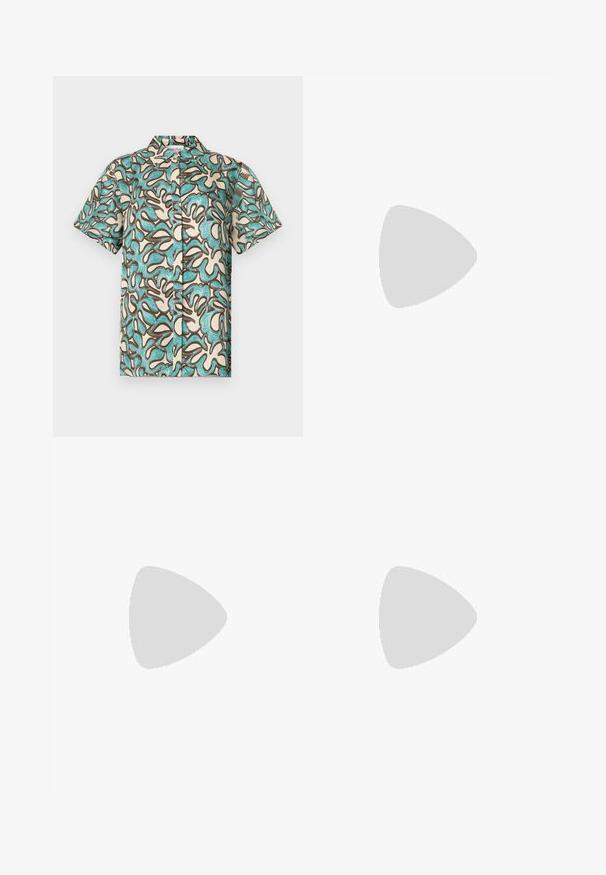 Camisa de manga corta en crema con patrón abstracto azul y marrón, que presenta un cierre de botones en la parte delantera y un cuello clásico. Textura de tela suave.; Pantalones blancos de pierna ancha en una tela ligera, con una cintura alta, pliegues frontales y un cierre de botón único en la cintura.; Sandalias tejidas en color beige con diseño de tiras cruzadas, fabricadas con fibras naturales texturizadas, que cuentan con una suela plana y una correa ajustable en el tobillo.; Bolso tote tejido beige con dos asas anchas de color blanco roto que presentan el logotipo "HUGO" en relieve.