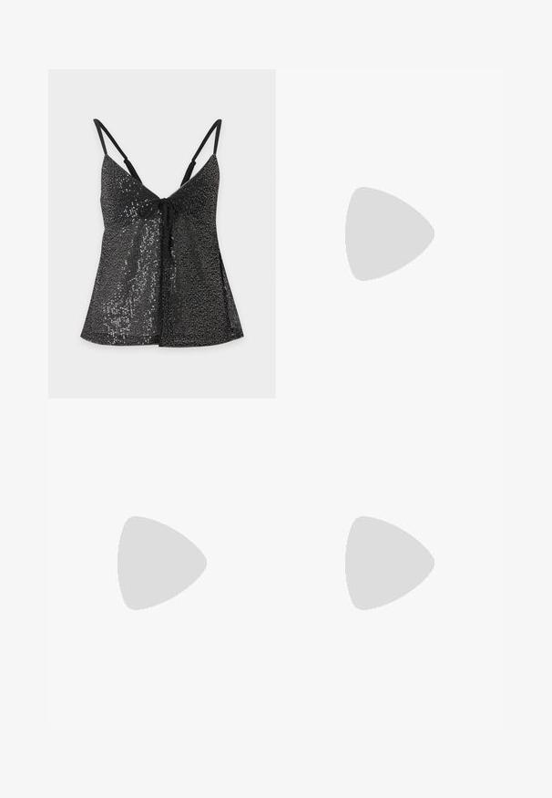 Sort ærmeløs top med tynde stropper og bindebånd foran, dækket af skinnende sorte palietter, vist på en ensfarvet lys baggrund.; Grå denimjeans med høj talje og lige ben, foran med knaplukning, bæltestropper og falmet effekt på lår og knæ.; Mørkebrune laklædersandal med høj hæl, tynd ankelrem og åben tå på hvid baggrund.; Sort blank læderhåndtaske med korte håndtag, aftagelig skulderrem og subtile buede syninger foran.