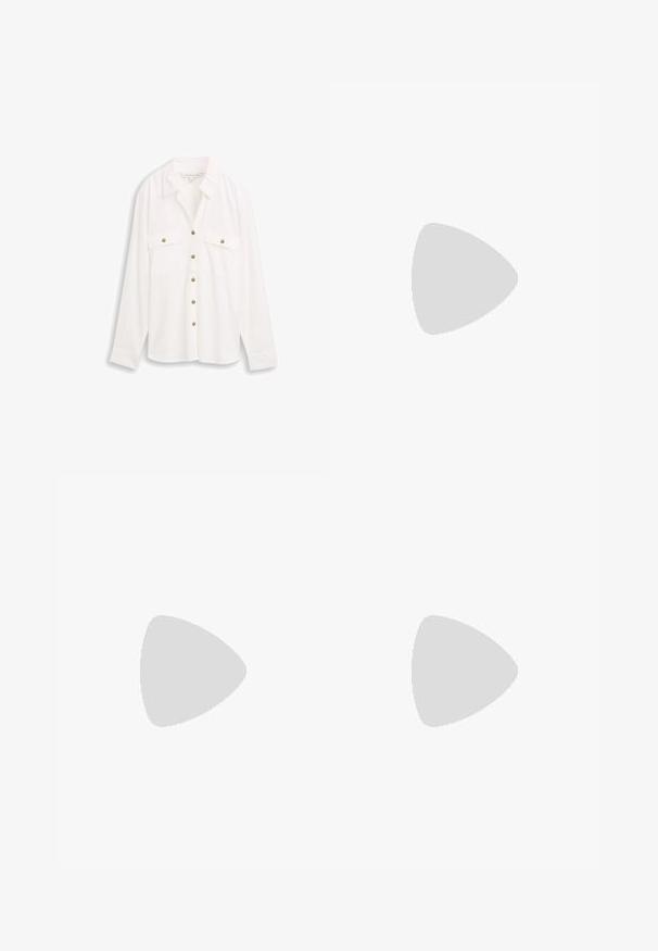 Camisa blanca de manga larga con cuello, que cuenta con dos bolsillos en el pecho, botones en tono dorado y una textura suave.; Pantalones de pierna ancha color azul marino, con una textura suave y cintura elástica. Presentan un corte holgado y un diseño de pierna recta. Sin detalles adicionales.; Sandalias de tacón alto blancas con correa en el tobillo, diseño minimalista, punta abierta, tacón cuadrado y textura de cuero suave.; Bolso hobo de cuero color crema con una sola correa para el hombro, textura suave y detalle de cierre metálico dorado en el frente.