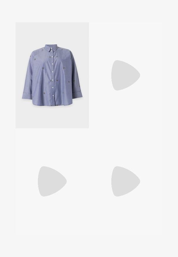 Camisa azul de botones con rayas verticales blancas y pequeños diseños bordados de abejas, con cuello clásico y mangas tres cuartos.; Falda A de mezclilla oscura con una cinturilla ancha, costuras visibles y un dobladillo acampanado. No tiene bolsillos ni adornos.; Zapatillas de ballet brillantes en color burdeos con tira en T y detalle de lazo en la punta. Combinadas con vaqueros de mezclilla azul claro y corte cropped.; Bolso de mano de piel trenzada marrón con ribete blanco, cremallera dorada y correa de hombro de tela marrón desmontable.