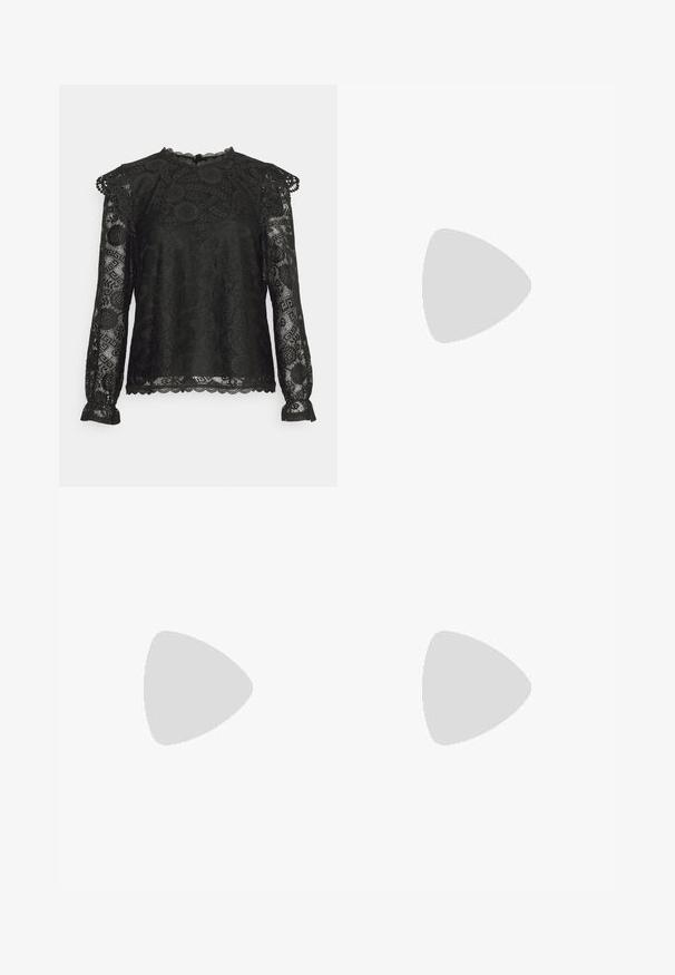 Pieces Petite PCOLLINE - T-shirt à manches longues - black; Jupe noire en tulle superposé avec un design à volants. Elle dispose d'une taille élastique. Le tissu transparent ajoute de la texture et du mouvement.; Bottes en cuir noir montantes jusqu'au genou, avec une pointe arrondie, un laçage à l'avant, des œillets en métal et un talon épais. Fini texturé avec une apparence lisse.; Broche en argent avec un design en rayons de soleil, mettant en vedette des strass clairs et un centre circulaire accentué d'or avec un emblème.