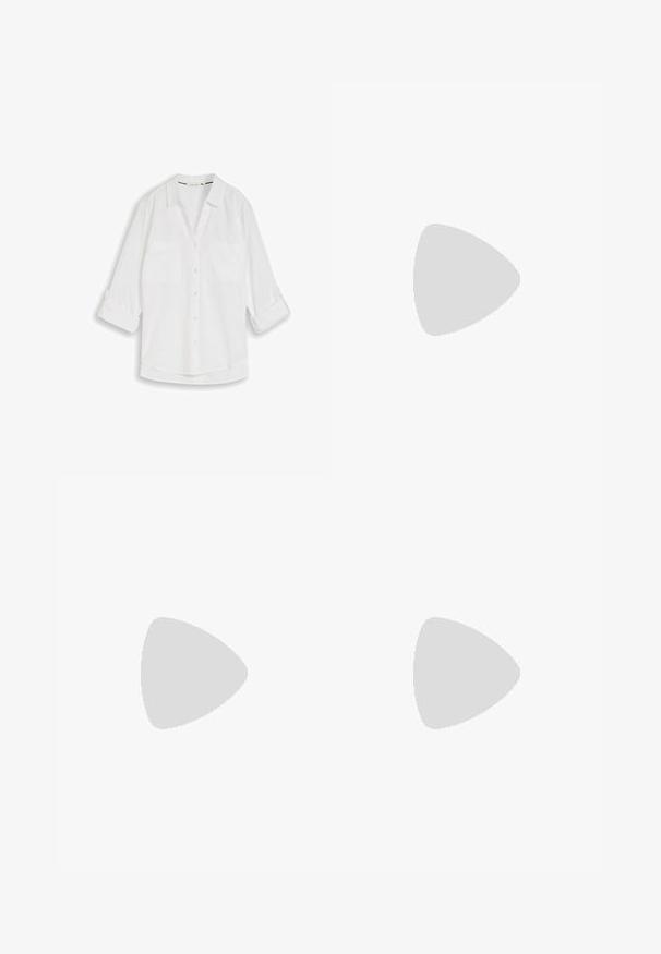 Wit overhemd met lange mouwen, knopen, kraag en borstzakken, opgerolde mouwen, vooraanzicht op witte achtergrond.; Lichtblauwe wijde jeans van denim, met een hoge taille, vijf knopen aan de voorkant en twee voorzakken. Gladde textuur door het hele kledingstuk.; Beige sleehak sandaal met gevlochten jute plateau, open teen, stoffen enkelbandje en bruine gesp sluiting.; Crème-kleurige leren schoudertas met een gestructureerd oppervlak, rechthoekige vorm, opklapbare klep en een verstelbare schouderband.