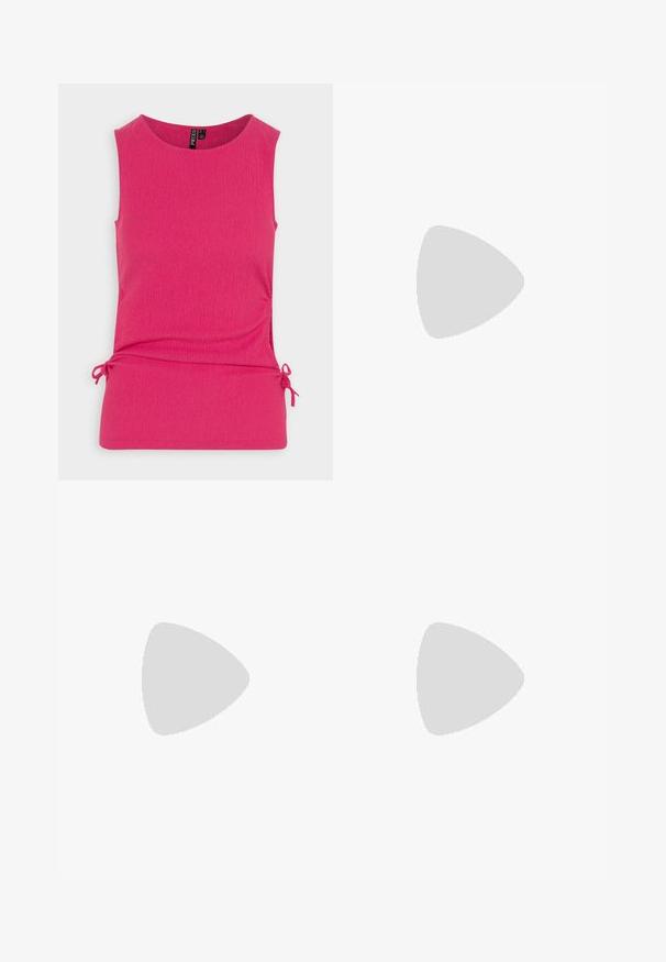Pieces PCLUNA TANK - Top - beetroot purple; Chudé džínsy vo svetlosivej džínsovine, s klasickým dizajnom päť vreciek, zapínaním na gombík a jemnými detailmi v podobe vyblednutia.; Čierne vysoké tenisky s bielymi gumovými podrážkami a šnúrkami. Obsahujú okrúhlu nášivku s logom a kontrastné biele prešívanie. Materiál je plátený.; Čierna textilná ramenná taška s mäkkým štruktúrovaným povrchom, zaobleným tvarom a jedným popruhom. Minimalistický dizajn bez viditeľného hardvéru alebo akcentov.