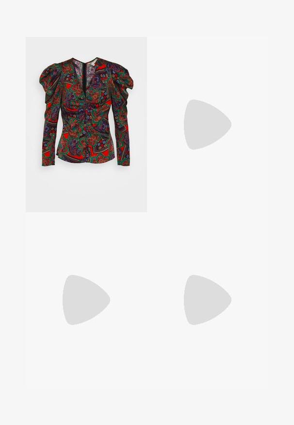 Veronica Beard SIMMONS - Μπλούζα - flame red multi; Diane von Furstenberg BURANO PANTS - Παντελόνι - black; Χρυσό μεταλλικό σανδάλι με χαμηλό τακούνι και λεπτό, γωνιώδες χοντρό τακούνι σε λευκό φόντο.; Loeffler Randall BRIT PLEATED FLAT - Τσαντάκι - gold-coloured