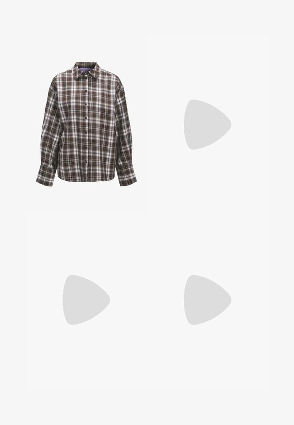 Langærmet skjorte med knapper, brun, sort og hvid ternet mønster og klassisk krave på hvid baggrund.; Brune leggings lavet af et blødt, sued-lignende materiale; tætsiddende design, glat tekstur og elastisk talje for komfort.; Brun ruskind Mary Jane-sko med en sort laklæder tåhætte, justerbar rem og en lav blokhæl. Glat tekstur med minimale detaljer.; Brun læder håndtaske med en blød, tekstureret pelslignende overflade, slank design, en kort hank og en aftagelig strop.