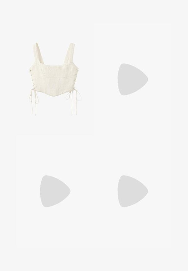 Camiseta corta de encaje blanco con tirantes anchos y laterales con cordones atados con lazos en la parte inferior.; Falda midi blanca con cinturilla elástica y bordado floral con ojales a lo largo del dobladillo festoneado.; Sandalia negra de plataforma con tres apliques florales texturizados en blanco en la parte superior. El diseño tiene una suela plana y punta abierta.; Bolso de mano de cuero blanco tejido con asa redondeada y extremos de la correa anudados, exhibido sobre un fondo liso.
