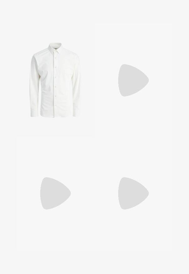 Lichtgewicht witte blouse met lange mouwen van soepel stof, met een klassieke kraag, knoopsluiting en standaard manchetten. Geen patronen of accenten.; Marineblauwe pantalon met een rechte pijp, gemaakt van een gladde stof. Voorzien van een knoopsluiting aan de voorkant en twee zijzakken.; Zwarte leren trouwschoen met een gladde afwerking, ronde neus en minimale veters. Heeft een lage hak en een slank ontwerp tegen een neutrale achtergrond.; Marineblauwe stropdas met een patroon van zilverkleurige cirkelvormige en abstracte bloemmotieven die gelijkmatig over de lengte zijn verdeeld.