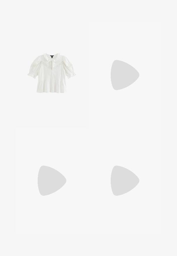 Blouse blanche à manches courtes avec col volanté, détail en dentelle sur la poitrine et les manches, encolure en trou de serrure avec lien, et ourlet à basque.; Mini-jupe rose en tricot avec texture côtelée et détail de volants à l'ourlet, style ajusté avec taille élastique.; Ballerine plate en cuir verni noir avec un bout pointu, deux brides ajustables avec boucles, et une semelle plate. Texture lisse avec une finition brillante.; Pochette à pièces en cuir rose en forme de cœur avec sangle de poignet et fermeture éclair dorée, marquée d’un petit texte doré "Furla".