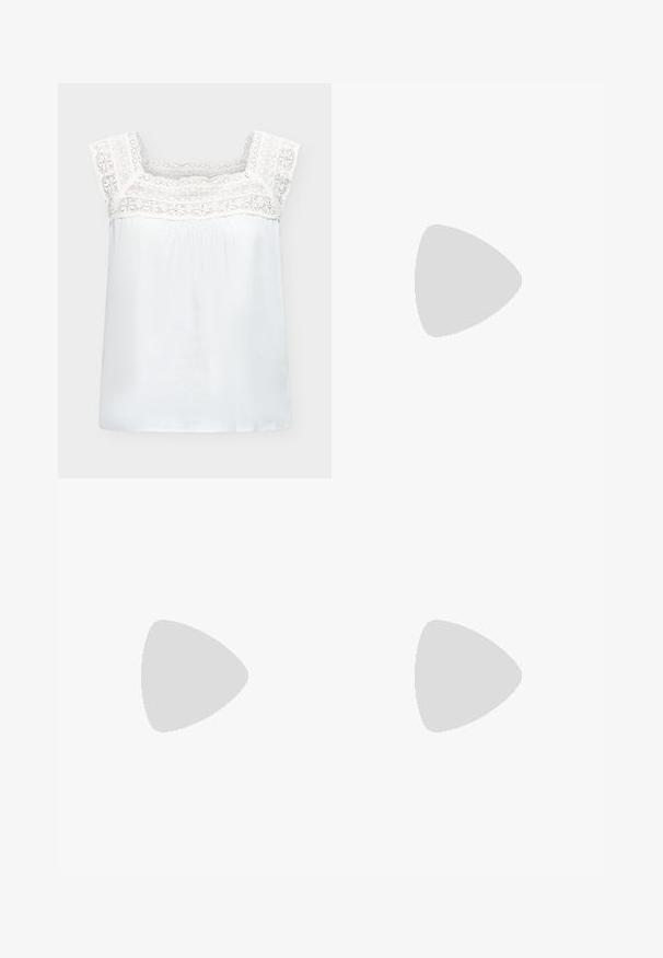 Blouse blanche sans manches avec larges bretelles en dentelle et détail en dentelle le long de l'encolure carrée et de la poitrine haute.; Jean bleu clair à jambes larges en denim avec fermeture à bouton et fermeture éclair à l'avant, passants de ceinture et poches avant, présenté sur un fond uni.; Chaussure plate marron brillante à bout pointu avec un petit nœud sur le devant et un petit talon sur un fond uni.; Petit sac à main en cuir marron avec poignée supérieure, bandoulière amovible et rabat avant accentué par une bande horizontale en cuir.