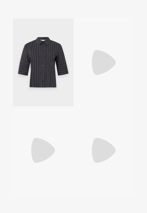 Chemise noire à manches courtes avec boutons, ornée de fines rayures blanches verticales et d'un col pointu, présentée sur un fond blanc uni.; Jean en denim noir avec une coupe décontractée, design à jambe droite, texture délavée, style à cinq poches et bouton argenté de fermeture à la taille.; Chaussure slingback en cuir noir à bout pointu avec un talon bloc haut et une doublure intérieure beige sur un fond clair uni.; Sac à main en cuir noir Calvin Klein avec de longues anses, une étiquette logo à l'avant et un charme géométrique argenté suspendu à une anse.