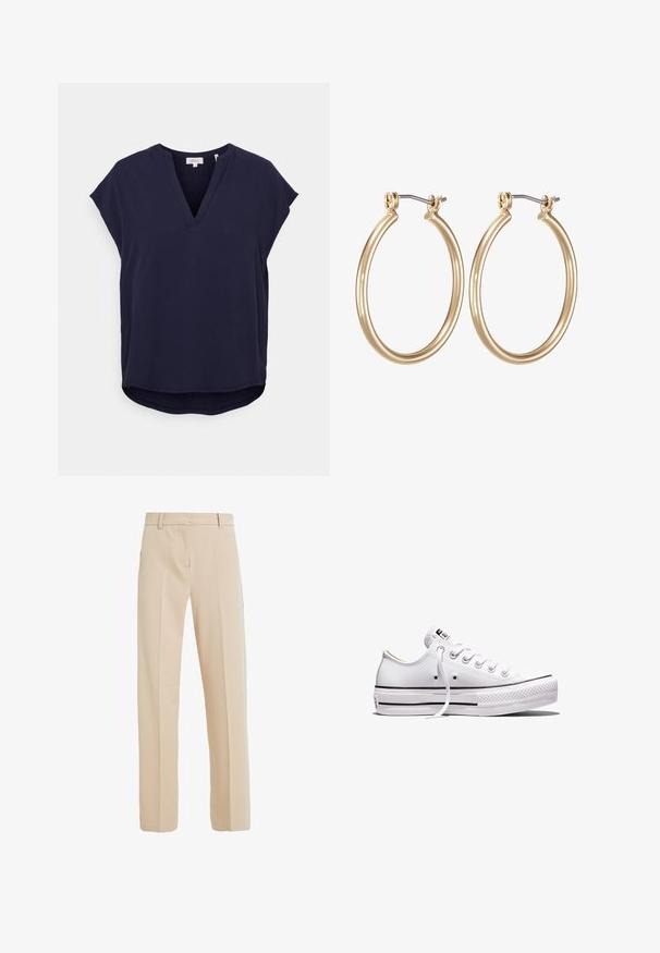 Haut bleu marine à manches courtes avec un col en V, présentant un tissu texturé et un ourlet légèrement arrondi. Design simple et épuré.; Pantalons beige ajustés en tissu lisse, avec une coupe droite, des poches latérales et des détails de pli à l'avant.; Baskets basses en toile blanche avec lacets blancs, semelle en caoutchouc, détails à rayures noires, et écusson logo sur la languette et le talon.; Boucles d'oreilles en métal doré en forme de cerceau avec un design circulaire lisse et une fermeture à charnière sécurisée. Légères avec une finition polie.