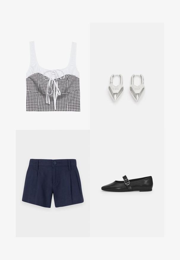 Čierno-biely kockovaný crop top s textúrovanou bielou vrchnou časťou, štvorcovým výstrihom a nastaviteľnou šnúrkou v strede. Má široké ramienka.; Námořnické modré lněné šortky s hladkým povrchem, s předními sklady, jedním knoflíkem na zapínání a standardními poutek na opasek.; Čierna kožená plochá obuv s okrúhlym nosom, jedným nastaviteľným pásikom so sponou a hladkým, lesklým povrchom. Minimalistický dizajn s nízkym podpätkom.; Strieborné zámky v tvare srdca so vygravírovanými nápismi "ÁNO" a "NIE", leštený povrch, symetrický dizajn a robustný kovový uzáver.
