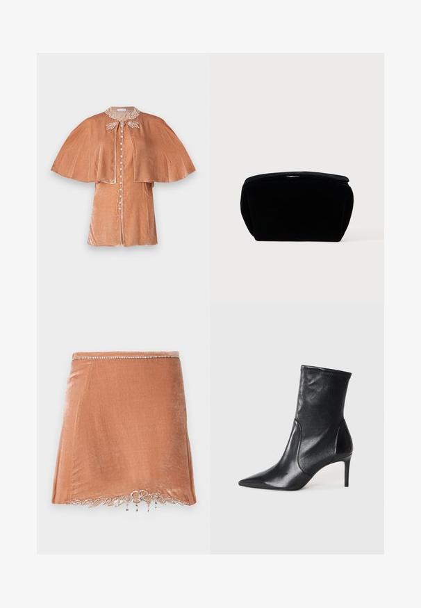 Rabanne Bluse - pink; Rabanne Mini skirts - pink; Sorte ankelstøvler lavet af glat læder, med spids tå, tætsiddende skaft og en slank høj hæl. Minimalistisk design uden synligt hardware.; Blandet kosmetikpung af sort fløjl med en blød, tekstureret overflade, rund top og lynlåslukning. Kompakt design, velegnet til forskellige opbevaringsbehov.